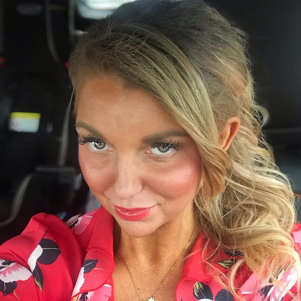 Fashion & Kindness First 🛍 🥰 - Small Closet But ❤️ to Buy! 💸